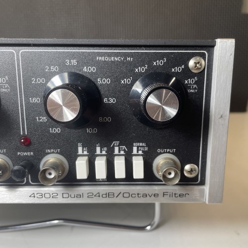 Ithaco 4302 Dual 24dB/Octave Filter - For Parts or Repair - tested As-Is - Picture 3 of 9