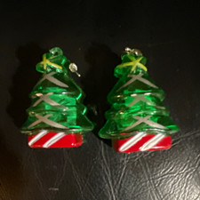 Christmas Tree Dangle/Drop Earrings Green/Red Plastic Hook Closure for Lobe