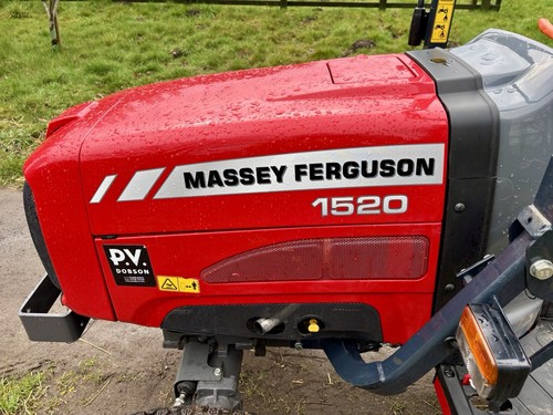 Massey Ferguson 1520 Compact Tractor - barely used. NO VAT. Delivery available. - Picture 5 of 11