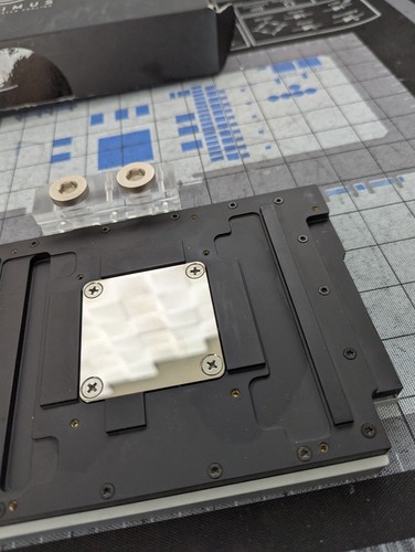 Optimus Signature 4090 Strix/TUF GPU Waterblock Rev 2 - Bild 5 von 24