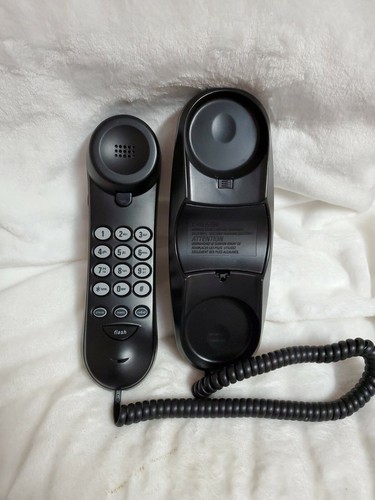 GE Corded Slimline 29267GE3-B Phone with Call Waiting Caller ID - Picture 2 of 5
