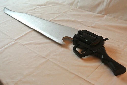 Final Fantasy Gunblade Wood Sword M 32” - Picture 2 of 4
