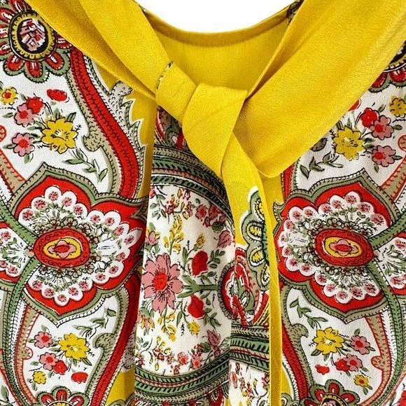 Maeve Anthropologie Top Silk V-Neck Open Button Back Yellow Boho Summer Size 4 - Image 4 of 4
