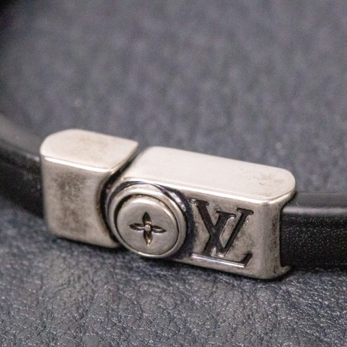 LOUIS VUITTON Flower Edge Stud Bracelet M8836D Size 21 Black Mens Authentic [S] - 第 18/24 張圖片