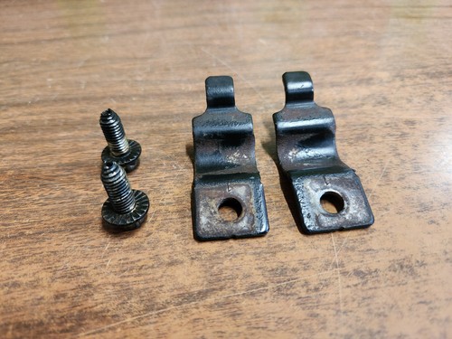 Scotts by John Deere L2048 Lawn Tractor Deck Lift Shaft Brackets GY20013BLE - Picture 4 of 4