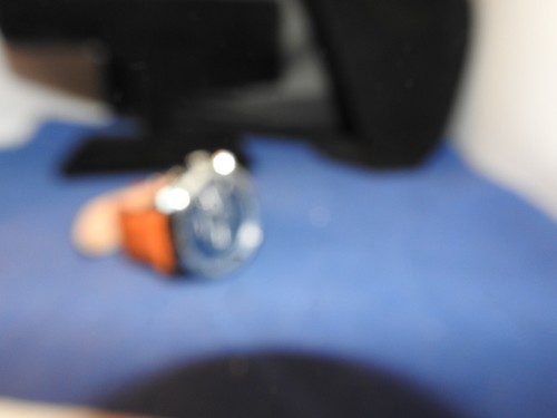 Men's Fossil Watch leather band, Roman Numerals, Runs! New w Tin Box - Picture 7 of 13