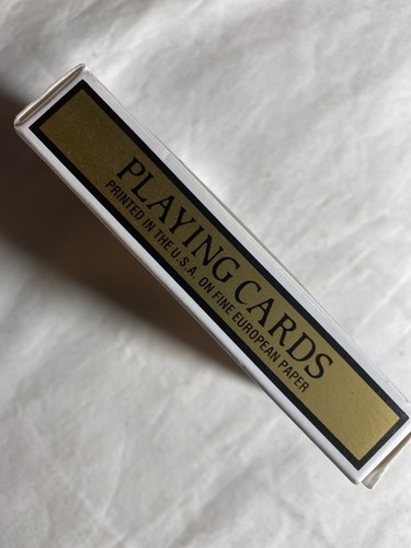 Preowned Open Box - Ocean Players Club - Gold Playing Cards by Gemaco Coated - Picture 4 of 6