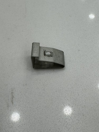 NEW Genuine Mopar 14-19 Dodge Journey Spring Clip 68269933AA - Picture 2 of 4