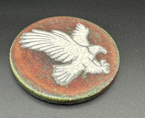 Vintage Pottery Eagle Coaster , Signed J Dillard Raku Preowned - Picture 3 of 6