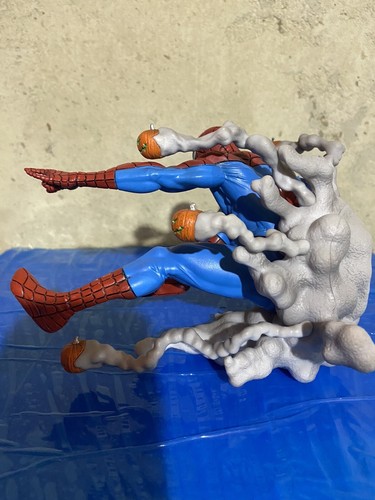 MARVEL GALLERY PUMPKIN BOMBS SPIDER-MAN 6" PVC DIORAMA STATUE NO bOX - Picture 3 of 4