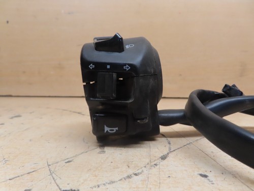 2023 Sym ADX 125 EURO 5 - 5729 Miles - Left Hand Indicator Switch Gear - Picture 3 of 4
