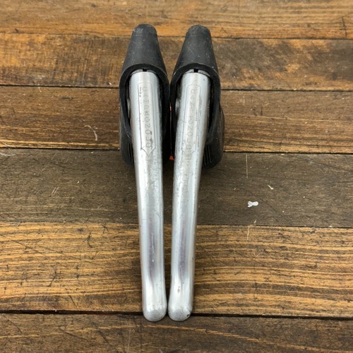 Ensemble de leviers de frein vintage Campagnolo record barre de chute non aérodynamique capuchons noirs bouclier