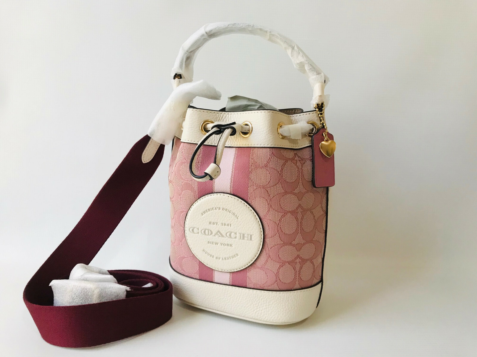 Coach C7964 Dempsey Bucket Bag 19 Signature Jacquard W