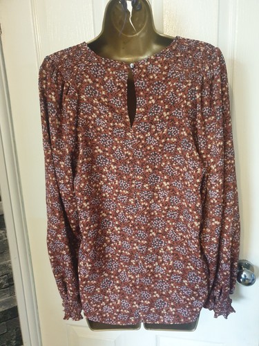 Ladies Brown Floral Long Sleeved Blouse Top Size 12 Shirred Shoulder/Cuffs VGC - Picture 2 of 4
