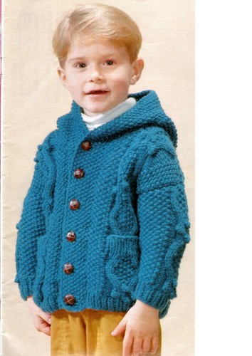 Child's hooded jacket knitting pattern in chunky with cables boys cardigan. - Picture 8 of 8