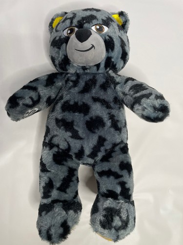 Build A Bear Batman 80th Anniversary Gray 16” Plush with Sounds - Bild 5 von 8
