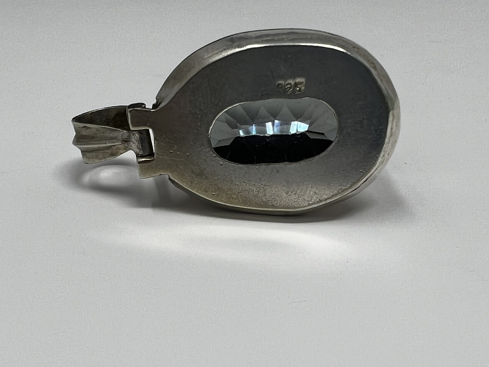 Picture 2 of 6