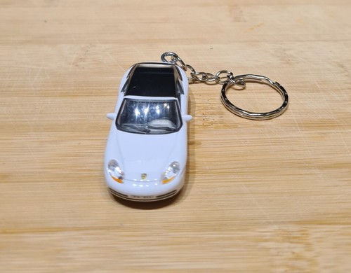 1/72 DIECAST MODEL CAR PORSCHE 911 CARRERA KEYCHAIN KEYRING - Picture 2 of 4