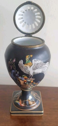 French Neoclassical 'Peint A La Main' Lidded Vase 16.5cm, Early 20th C - Picture 14 of 14