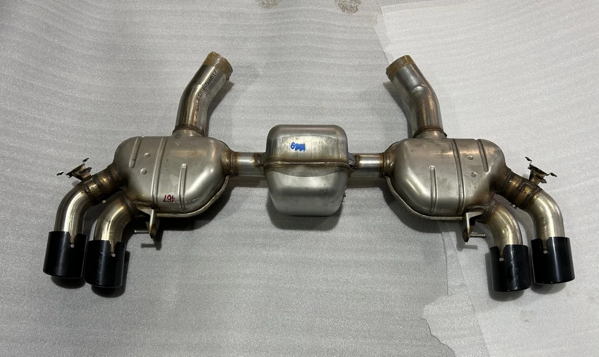 BMW M8 F93 EXHAUST SYSTEM BACK BOX SILENCER MUFFLER 8095272 