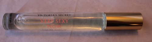 Victoria's Secret Very Sexy Now Eau de Parfum Rollerball - .23 oz. - 第 1/1 張圖片