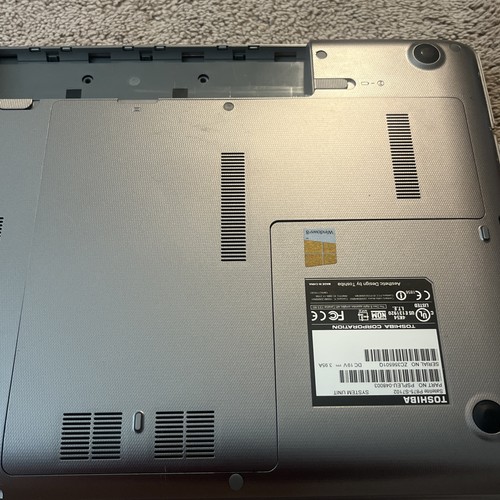 TOSHIBA Satellite P875 P875-S7102 INTEL Laptop Motherboard I7 3630QM 2.40Ghz @8A - Picture 6 of 9