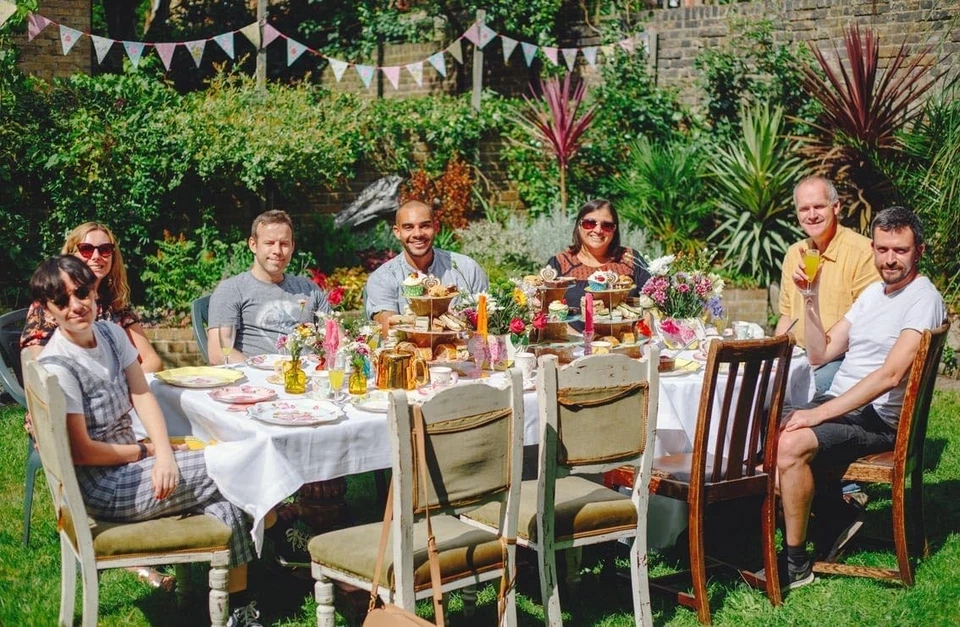 144 platos de papel desechables florales bonitos paquete a granel té de la tarde día de la madre” Foto 4 de 4