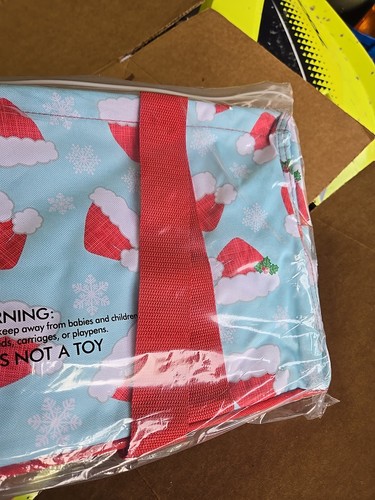 NEW!! Thirty One Medium Utility Tote ( Hats Off Holiday) Santa Hat - Picture 4 of 5