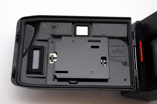 [NEUWERTIG] Kyocera T Scope Point & Shoot analoge Kleinbildkamera Carl Zeiss Objektiv aus JAPAN - Bild 12 von 17