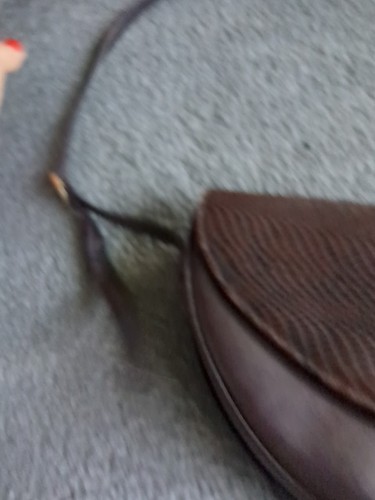 RARE Vintage 90s Mock Crocodile Brown Italian Leather Half Moon Cross Body Bag - Bild 12 von 17