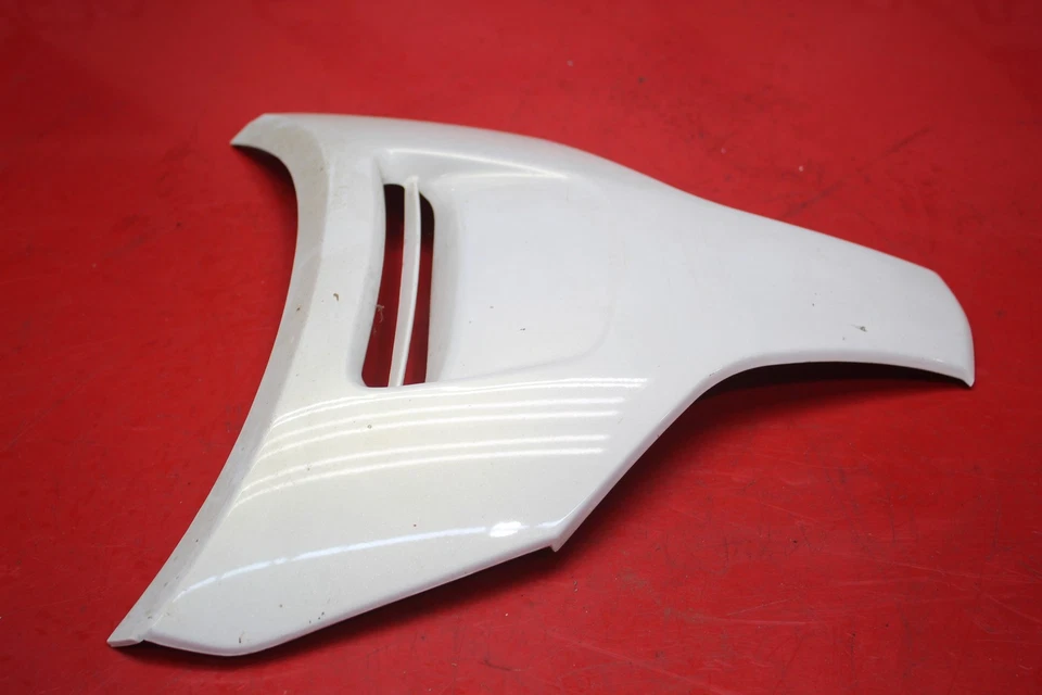 2009 SUZUKI BURGMAN 650 FRONT UPPER CENTER COWL 48130-10G00-YC3 - Image 3 of 4