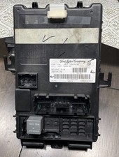 2005-2006 Ford Mustang GT BCM Body Control Module Fuse Box 5R3T-14B476-BD / 64A