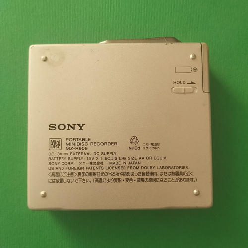 Sony MZ-R909 Silver Grabación MiniDisc MD Walkman | Probado funcionando - Imagen 3 de 9