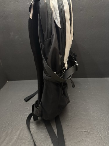 The North Face Recon Backpack Bookbag Unisex TNF Black White Laptop Hiking Punk - Picture 7 of 13