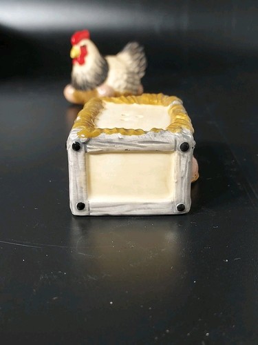 Cracker Barrel Hen On Nest Salt And Pepper Set - Picture 13 of 18