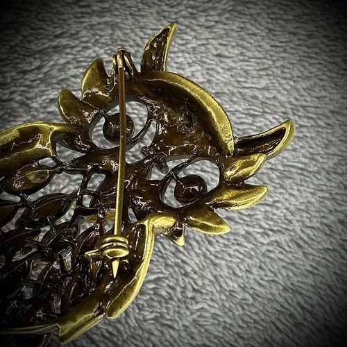 Butler & Wilson - Brooch - Owl - Gold Tone - Swarovski Multicolour Crystals - 3” - Picture 6 of 16