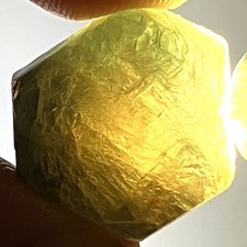 30.77 Ct - Natural 100% Very Good Rough Bi-Color Blue Green Sapphire Madagascar