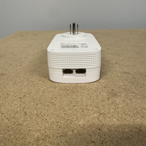 Pair of TP-LINK TL-PA9020P AV2000 2-Port Gigabit Powerline Adapter - Picture 9 of 13