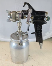 ASTRO Siphon Feed Spray Gun w Metal Paint Cup Air Paint Gun Untested