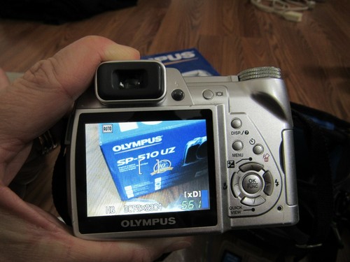 OLYMPUS, SP-510 UZ DIGITAL CAMERA WITH BOX AND CARRYING CASE - Picture 5 of 12