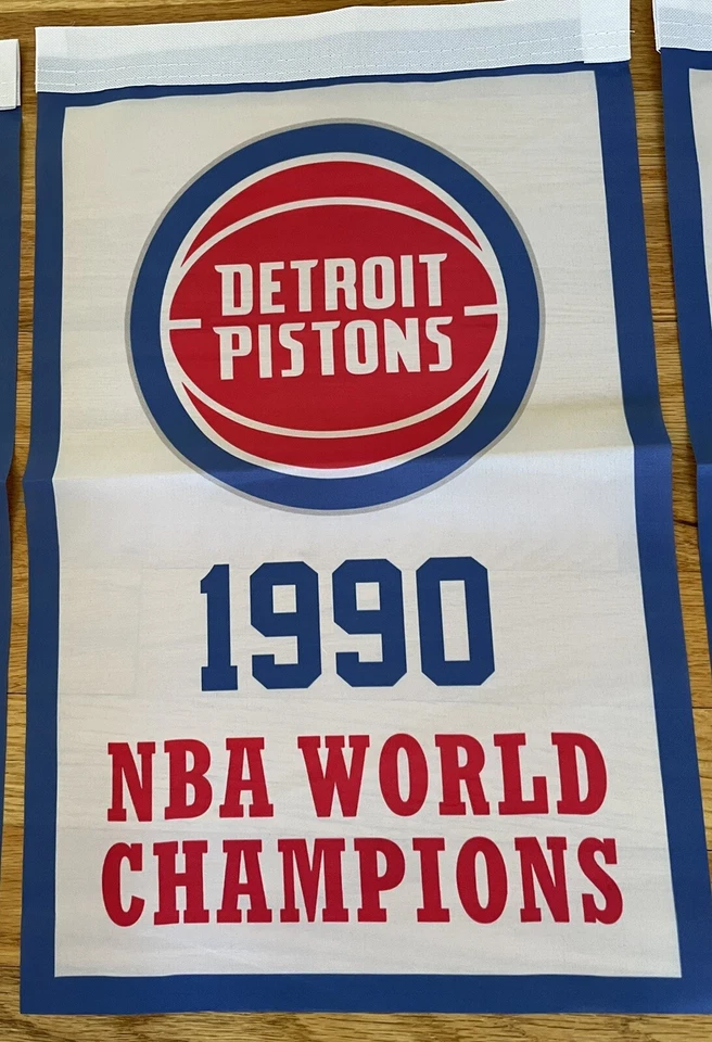 Juego Completo Detroit Pistons Campeones NBA 3 Banderas/Banderas 18.5" x 11.5" Foto 3 de 4