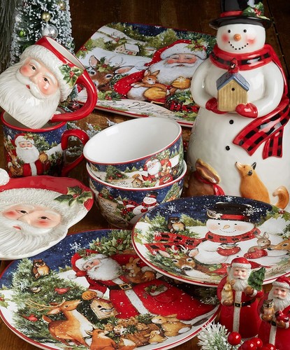 Santa Claus 11” Dinner Plate, Multi-Color, Large, Set of 4 - Picture 2 of 6