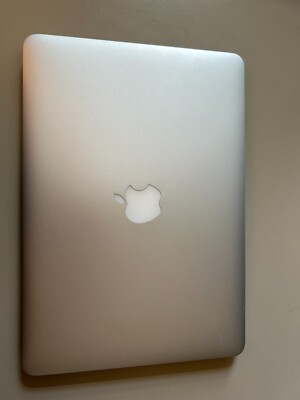 Apple MacBook Pro Retina 13  (256GB SSD, 2.7GHz dual-core Intel 8GB) good condit
