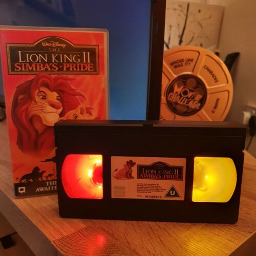 Lampada videocassetta Disney and Marvel LED VHS regalo di compleanno retrò luce di Halloween - Foto 46 di 82
