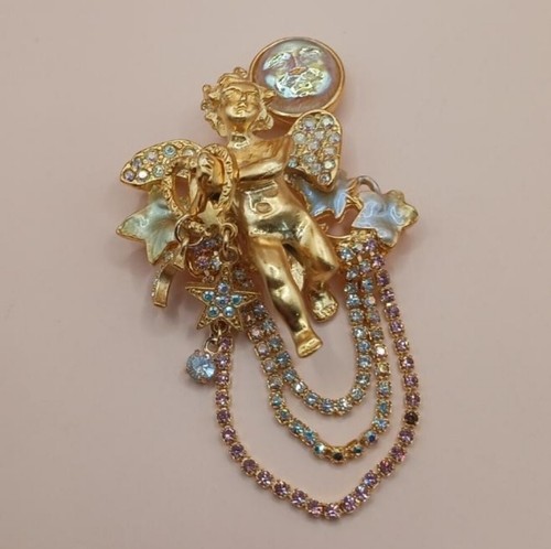 Kirk's Folly, Seaview Angel Brooch - Picture 4 of 4