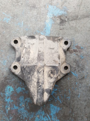 FREIGHTLINER SPRING HANGER 16-15434-000 - Picture 1 of 5