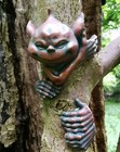 Resin Gargoyle Tree Peeker Decoration Goblin Elf Garden Hugger Wall Art Decor
