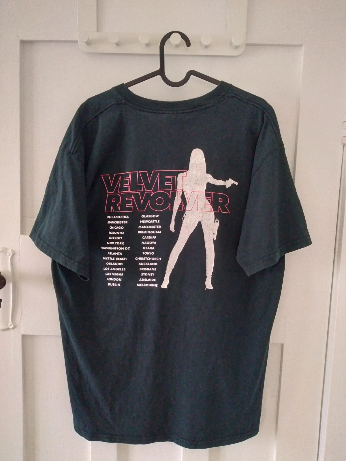 Picture 2 of 5