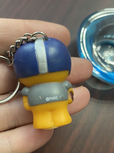 Garfield Paws Star Awards Football Player Key Ring Keychain Key Chain - Picture 3 of 4