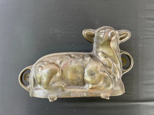 Vintage Griswold Cast Iron Lamb Mold No. 866 (921 & 922) NOS